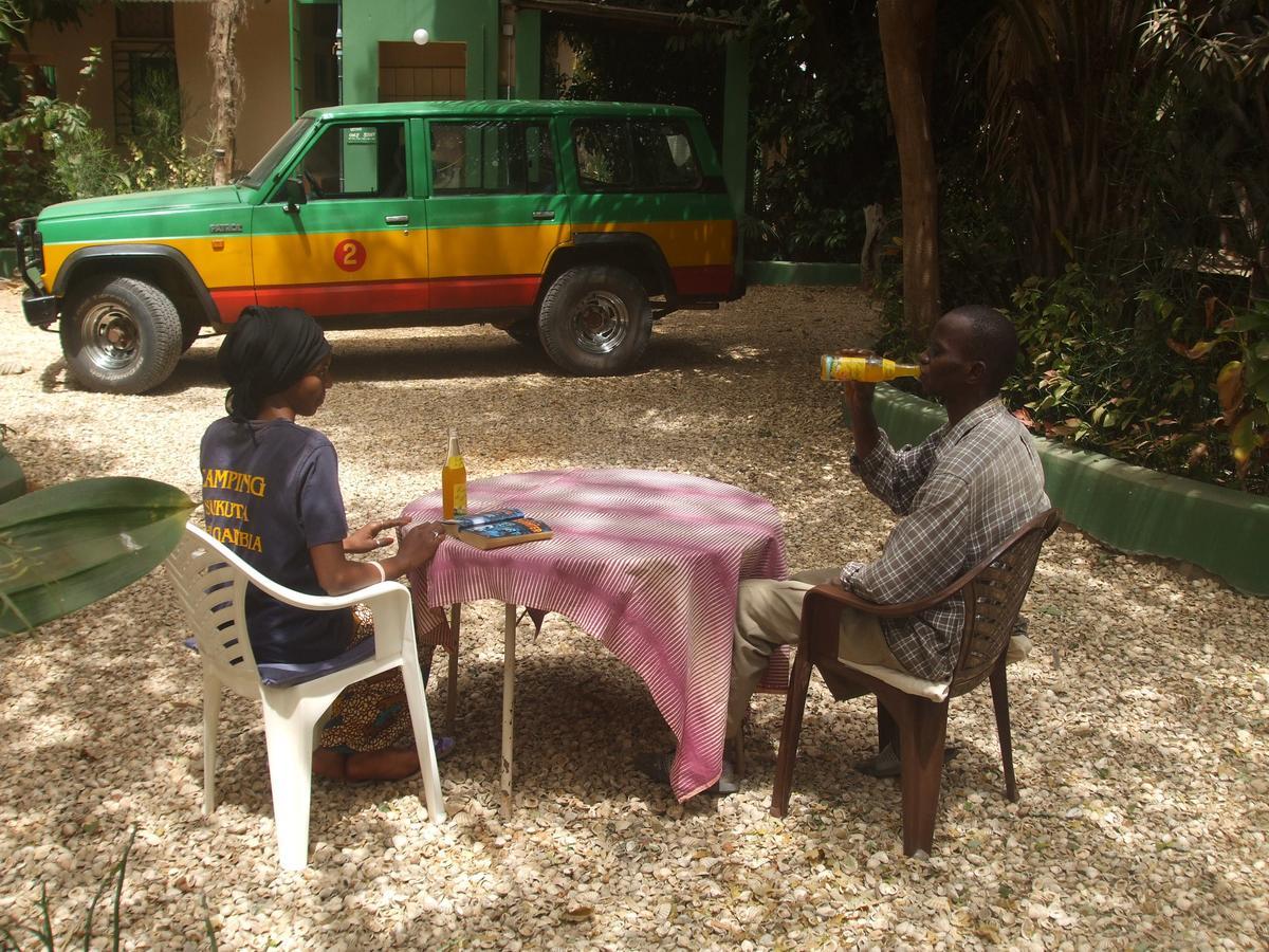Camping-Sukuta & Lodge Eksteriør bilde